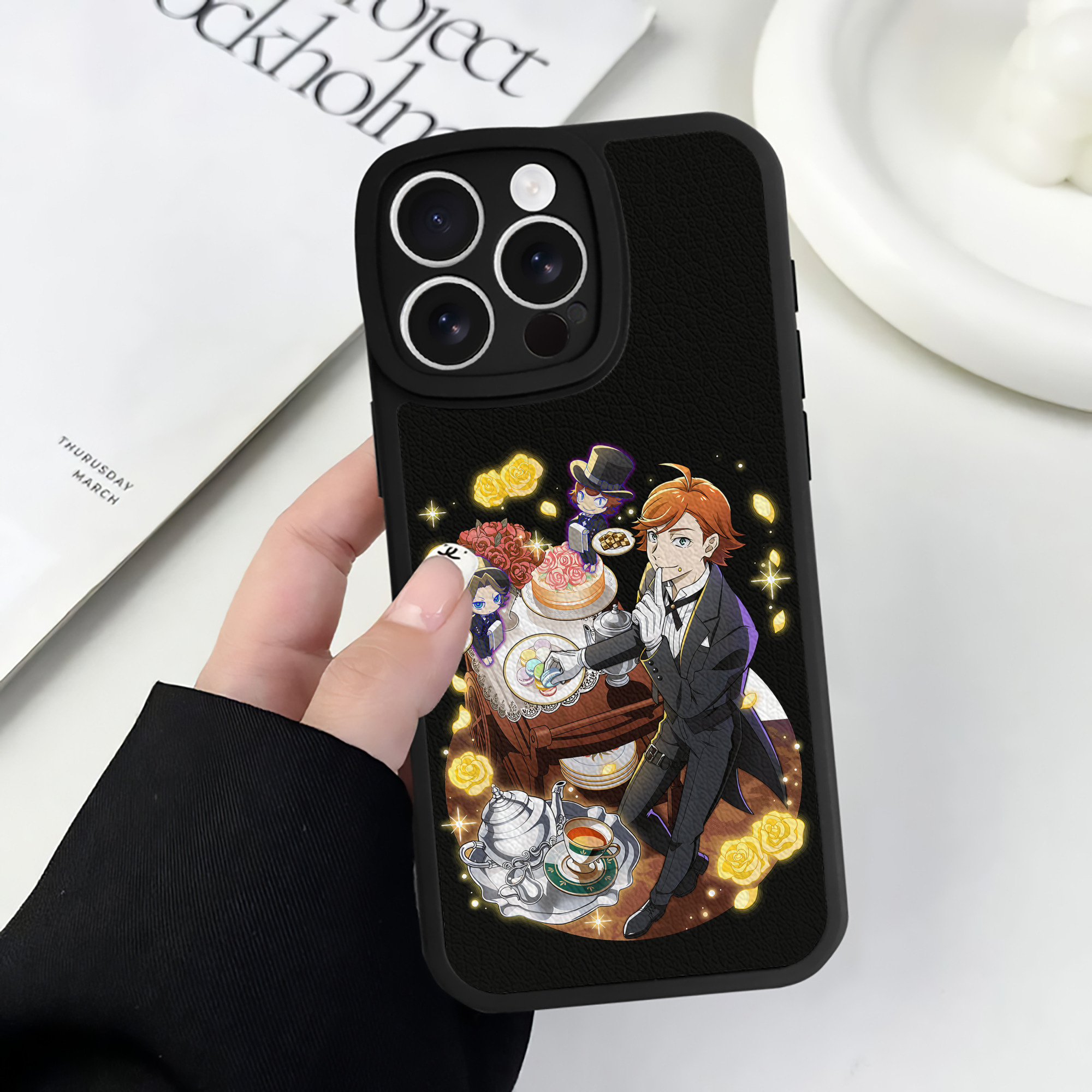 （画像用） 文豪ストレイドッグス Bungo Stray Dogs 【iPhone 16シリーズ対応】シリコンスマホケース（レザー調） 材質：シリコン
